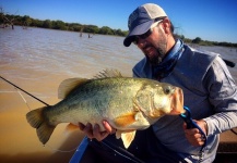  Fotografía de Pesca con Mosca de Bass de boca grande - Lubina Negra por Thad Robison – Fly dreamers