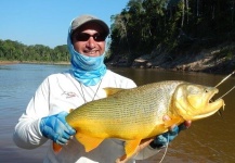 Guillermo Hermoso 's Fly-fishing Photo of a Golden Dorado – Fly dreamers 