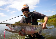 John Perry 's Fly-fishing Catch of a Chum salmon – Fly dreamers 