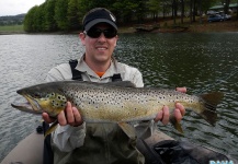  Fotografía de Pesca con Mosca de Trucha marrón por Warren Prior – Fly dreamers 