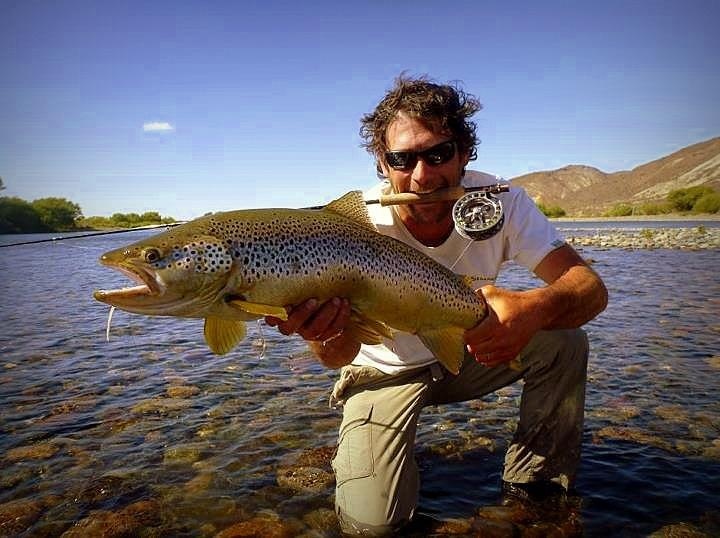 Limay River, Piedra del Aguila, Patagonia, Argentina