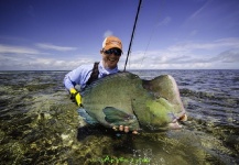  Imagen de Pesca con Mosca de Bumphead parrotfish por Peter McLeod – Fly dreamers