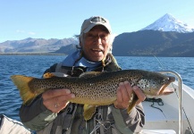 Fly-fishing Pic of Brown trout shared by Rudesindo Fariña – Fly dreamers 