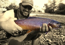 Fly-fishing Picture of Brown trout shared by Alejandro Mora – Fly dreamers
