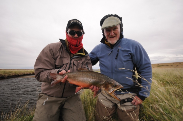 brown-trout-brook-trout-estancia-rio-pel