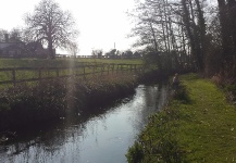 Fly Fishing in River Avon, Wiltshire, UK - Fly dreamers