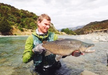  Captura de Pesca con Mosca de Trucha marrón por Duranglers Flies And Supplies – Fly dreamers