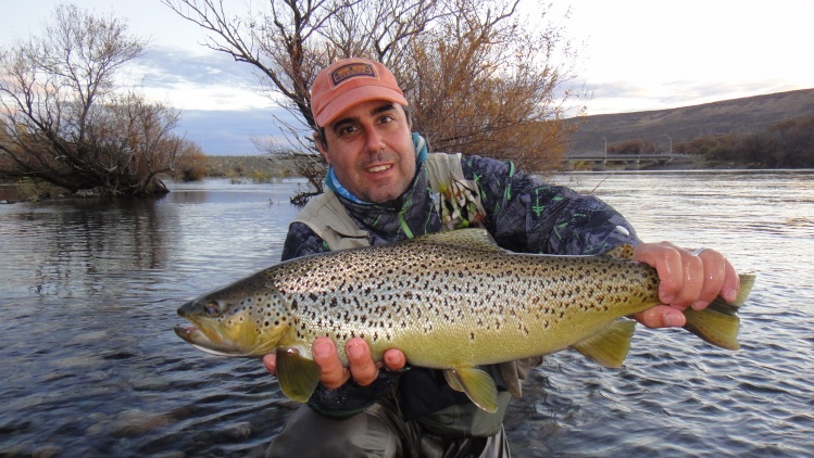 Río Limay Medio, Piedra del Aguila, Neuquen - Río Negro, Argentina