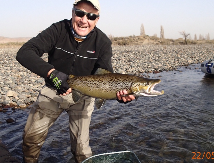 Truchón Marrón residente del Limay Medio !!!