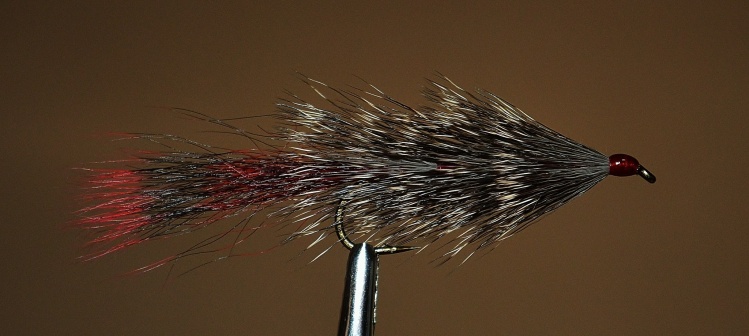 Fuzzy Wuzzy  (Cola de Ardilla y coastal deer hair)