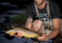 Fly-fishing Pic of Salmo fario shared by SierraOutsiders Outsiders – Fly dreamers 