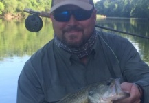 Fly-fishing Photo of Largemouth Bass shared by Charles Holloway – Fly dreamers 