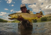  Foto de Pesca con Mosca de Trucha marrón compartida por Rudy Babikian – Fly dreamers