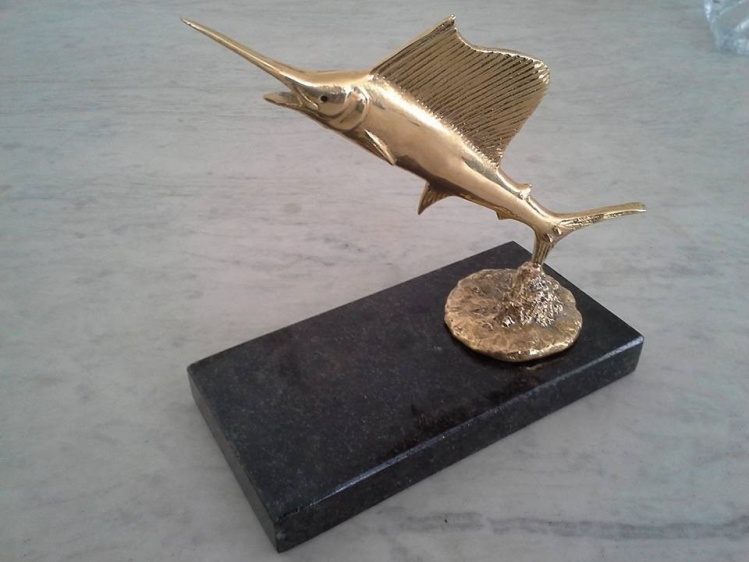 sailfish done in Bronze. We are able to make patina across its back. Based on granite or wood or with two adjoining materials.