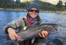  Fotografía de Pesca con Mosca de Trucha arcoiris compartida por Michelle Nordenflycht Bordeu – Fly dreamers