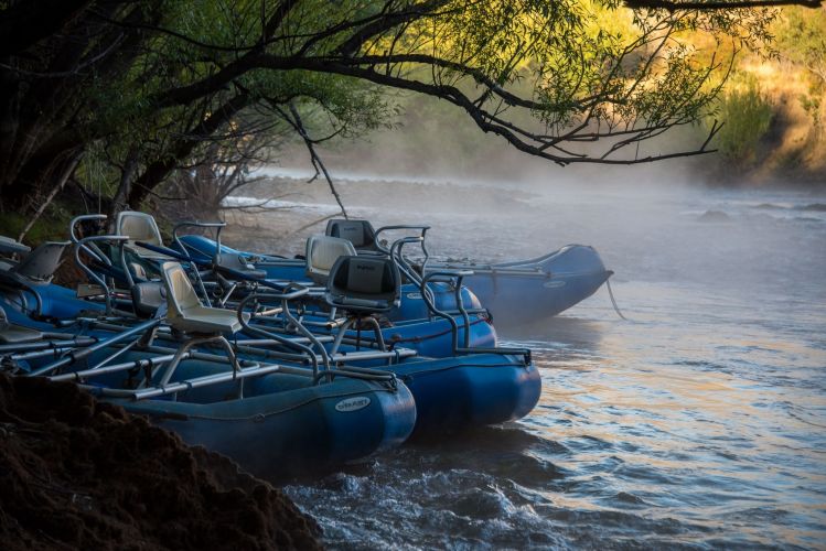 wake up in the river camp, on a cool morning next to the Chimehuin river, enjoy a superb breakfast and then start your day fishing....