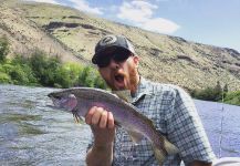  Fotografía de Pesca con Mosca de Trucha arcoiris por Tyler Steffens – Fly dreamers