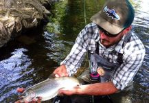  Foto de Pesca con Mosca de Trucha arcoiris por Kevin Bache – Fly dreamers 