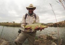  Captura de Pesca con Mosca de Yellowfish por Oliver Otto – Fly dreamers