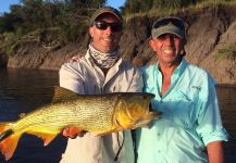  Excelente Situación de Pesca con Mosca de Salminus maxillosus – Fotografía por Sebastian Hasenbalg en Fly dreamers