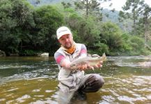  Fotografía de Pesca con Mosca de Trucha arcoiris por Rafael Arruda | Fly dreamers