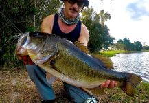 John Kelly 's Fly-fishing Photo of a lobina negra | Fly dreamers 