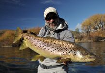 Rio Limay, Villa Llanquín, Neuquen / Río Negro, Argentina