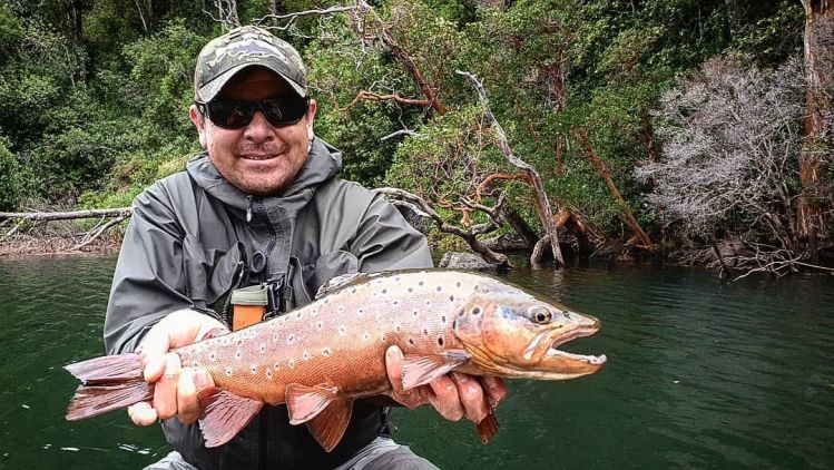 Fifty Club Brown Trout (57cm)
Congrats Tito Romero
Matapiojo Lodge 