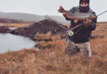  Situación de Pesca con Mosca de Trucha marrón – Imagen por Jonatan Urquiza en Fly dreamers