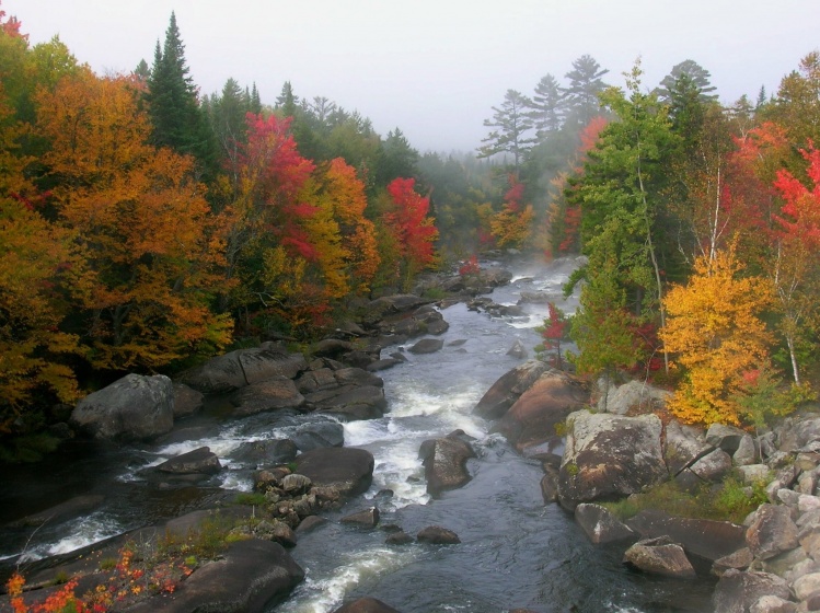 Magalloway River in Maine, USA