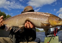 Tom Hradecky 's Fly-fishing Catch of a Atlantic salmon – Fly dreamers 