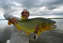 Roberto Del Rio 's Fly-fishing Catch of a Golden Dorado – Fly dreamers 