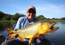 Mau Velho 's Fly-fishing Pic of a Golden Dorado – Fly dreamers 