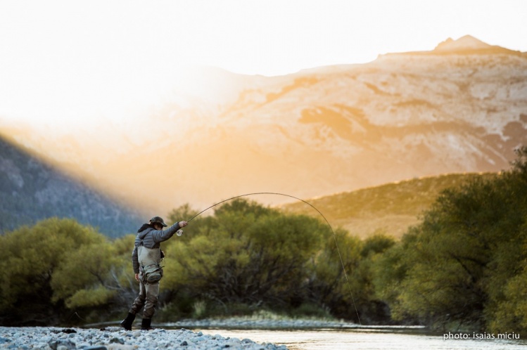 Fly fishing at the Traful River - Arroyo Verde Lodge