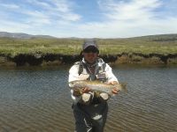 Gustavo con Arco iris del arroyo Blanco