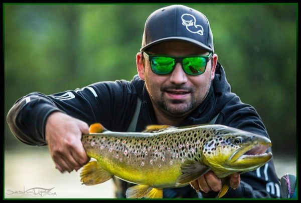 Fly-fishing Image of Brown trout shared by Micke Sash-Up Anderson – Fly dreamers