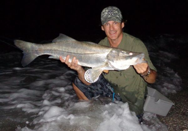 John Kelly 's Fly-fishing Catch of a Snook - Robalo – Fly dreamers 