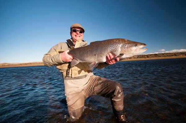 Juan Manuel Biott 's Fly-fishing Image of a Sea-Trout – Fly dreamers 