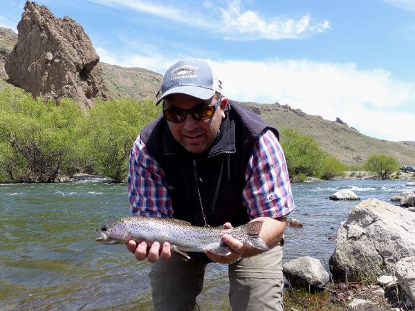 Chelo . 's Fly-fishing Pic of a Rainbow trout – Fly dreamers 